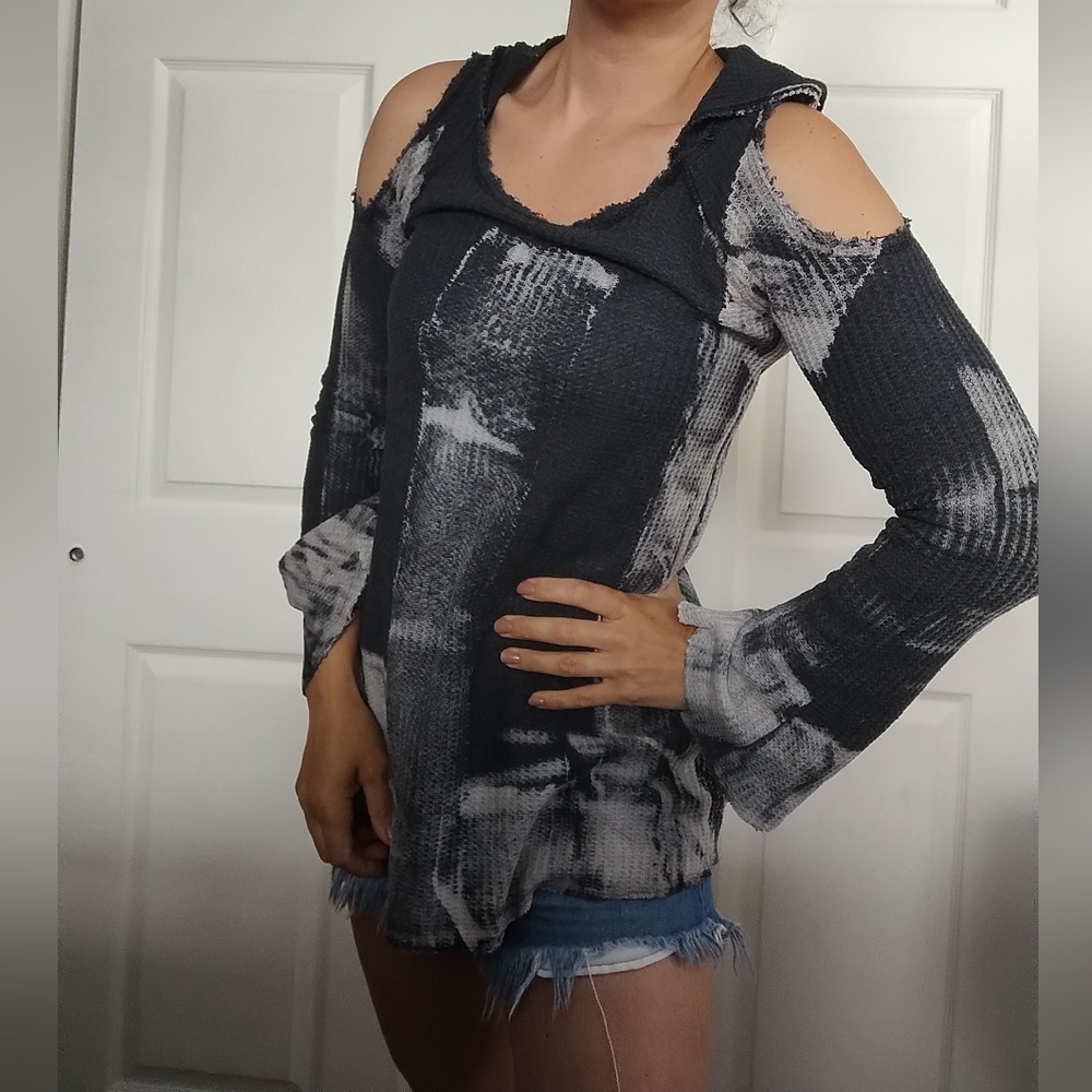 T Party Long Sleeve Top Small